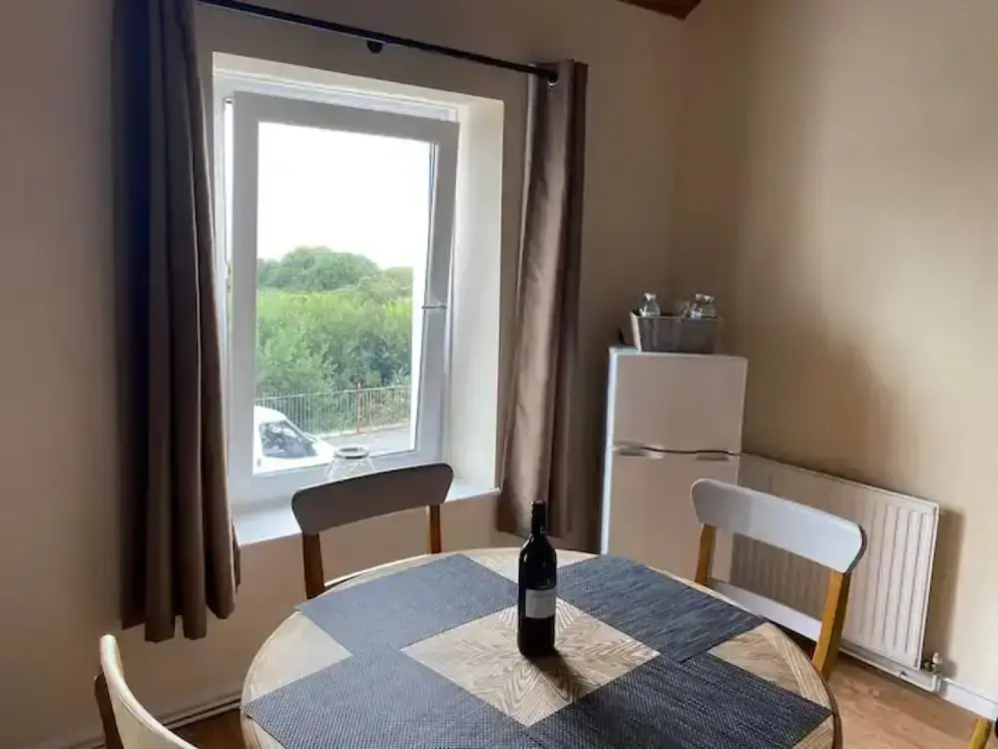 2 Bed-sleeps 4-sea View-pet Friendly-parking