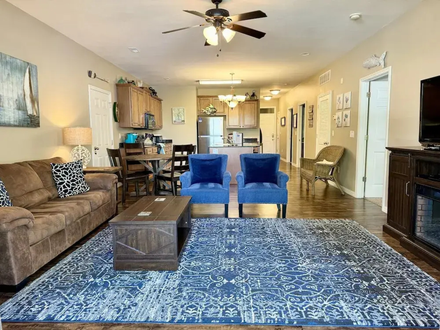 Lower Level Vacation Condo B-1 on Table Rock Lake by RedAwning