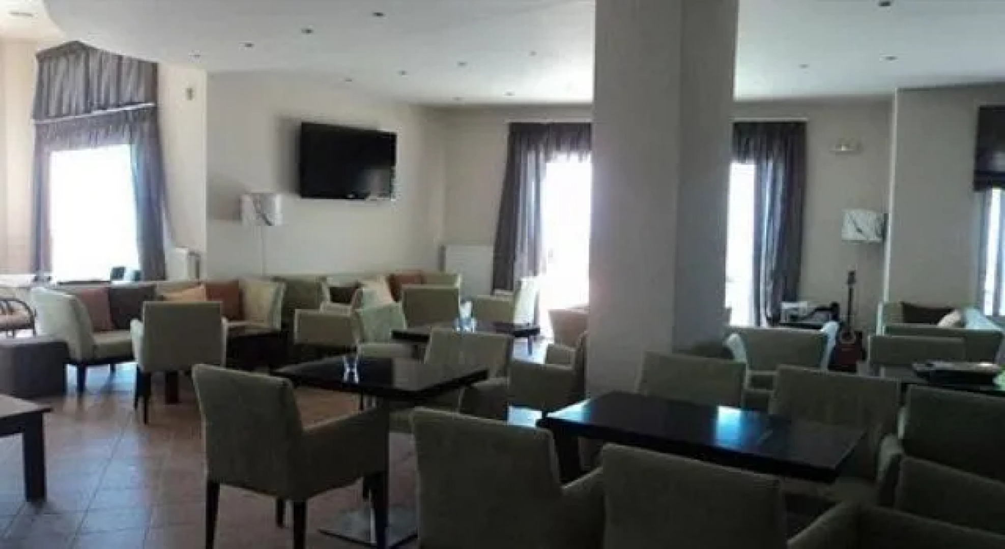 Aitheron Hotel Air Park