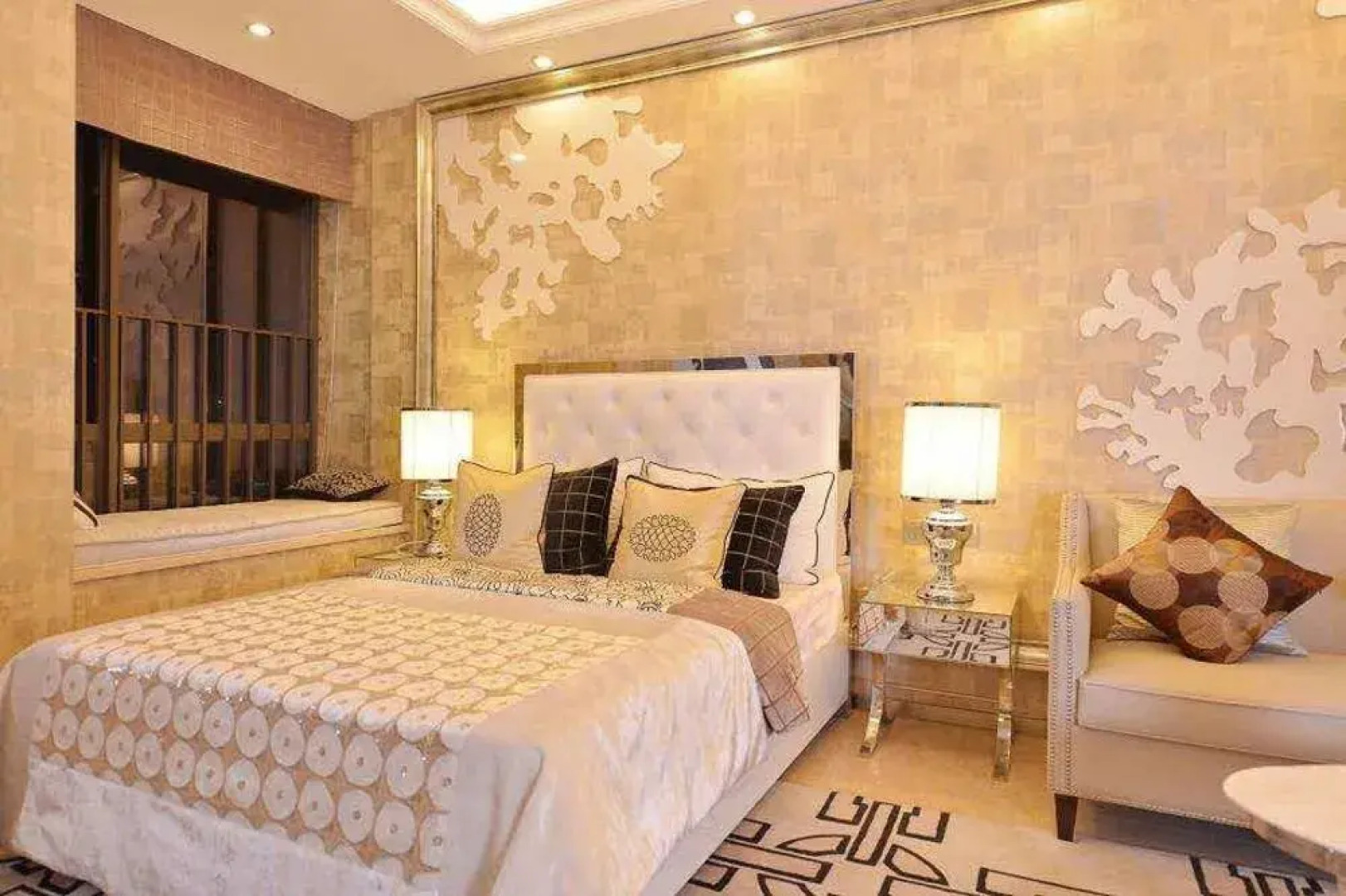 Royal River Apartment