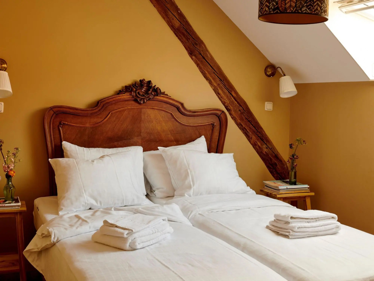 Sprawling Farmhouse in Baarlo With Hot Tub, Private Garden