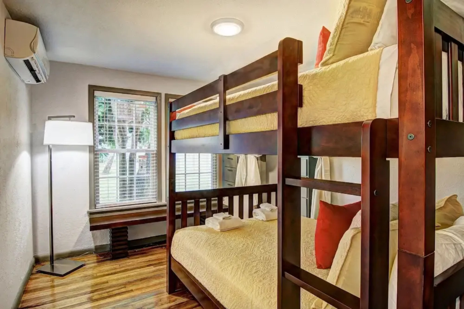 Simons Town 6031rpc 3 Bedroom Home by RedAwning