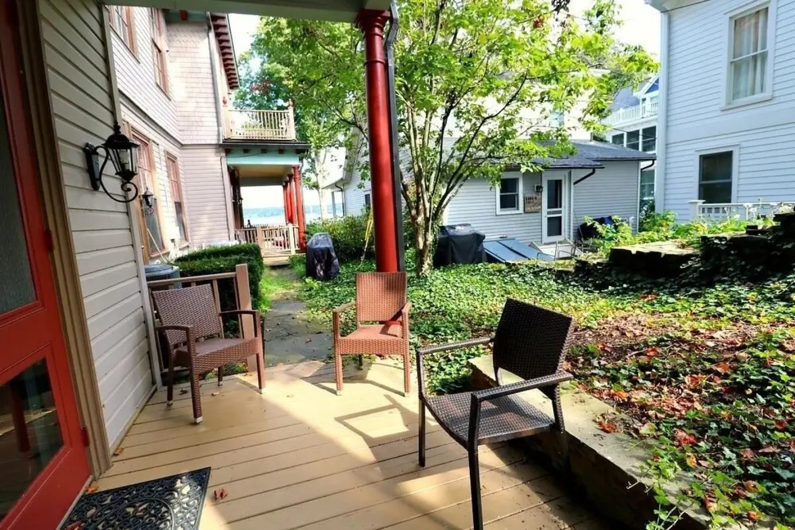 Arcade 15 2 Bedroom Condo by Redawning