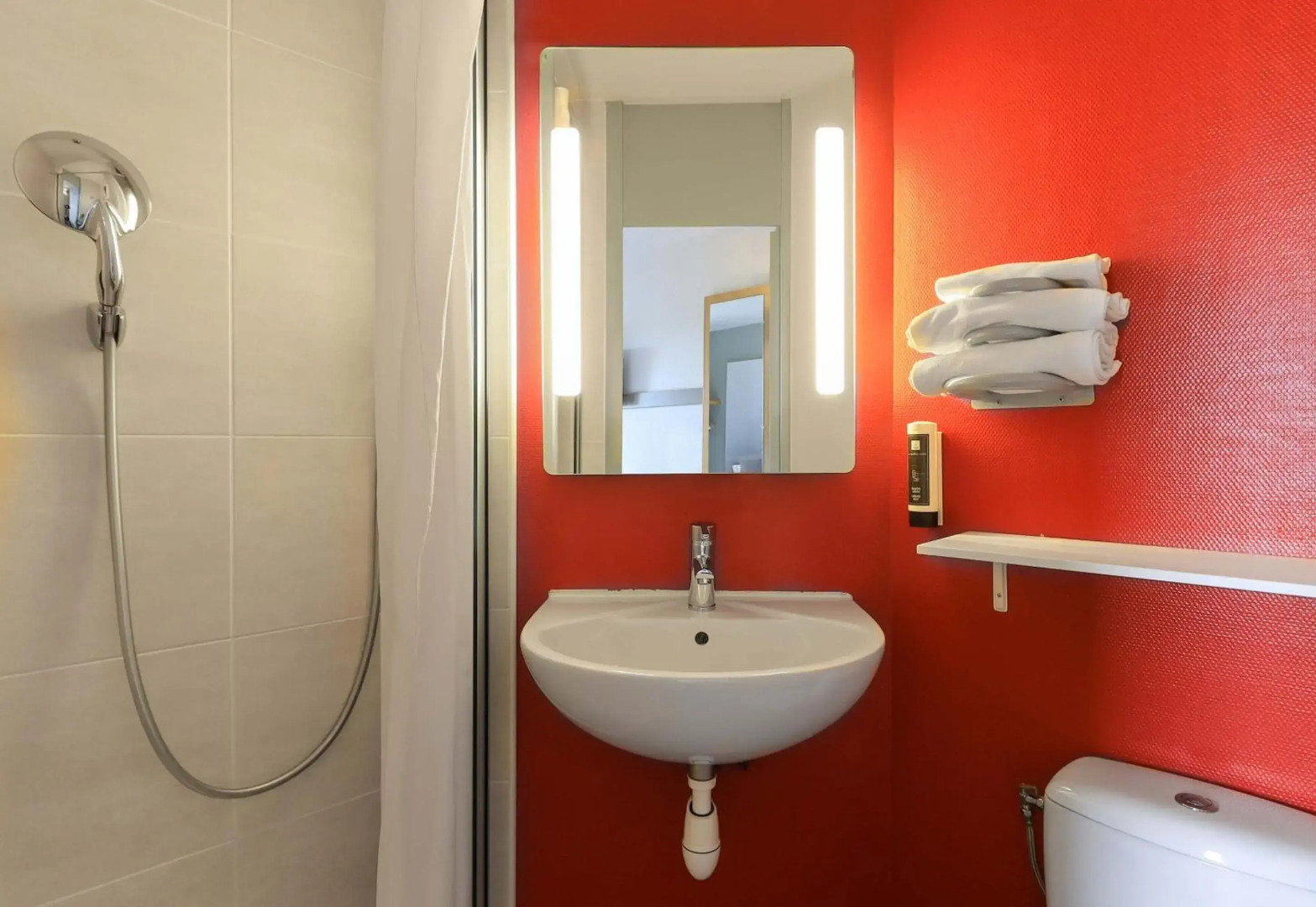 B&B HOTEL Beaune Sud (2)