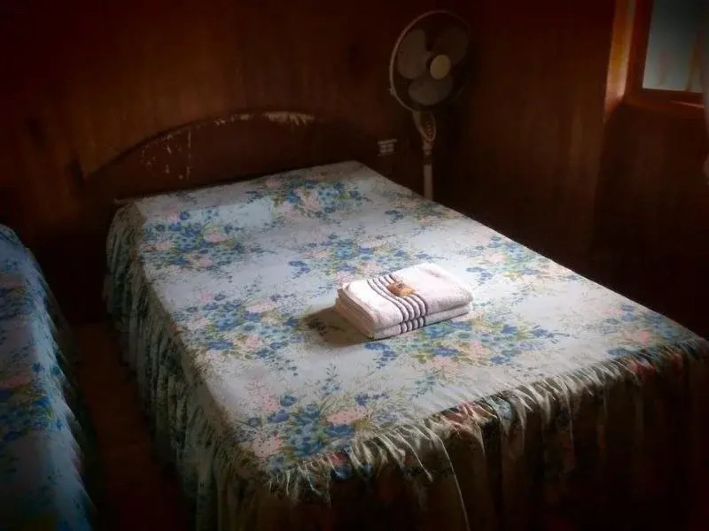 Hilltop Cottages & Resort