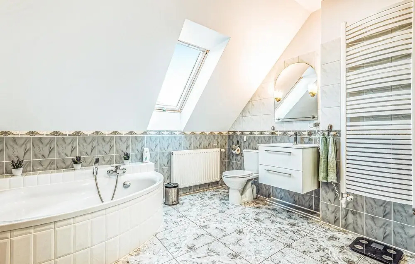 Awesome Home in Grzybowo With 5 Bedrooms and Wifi