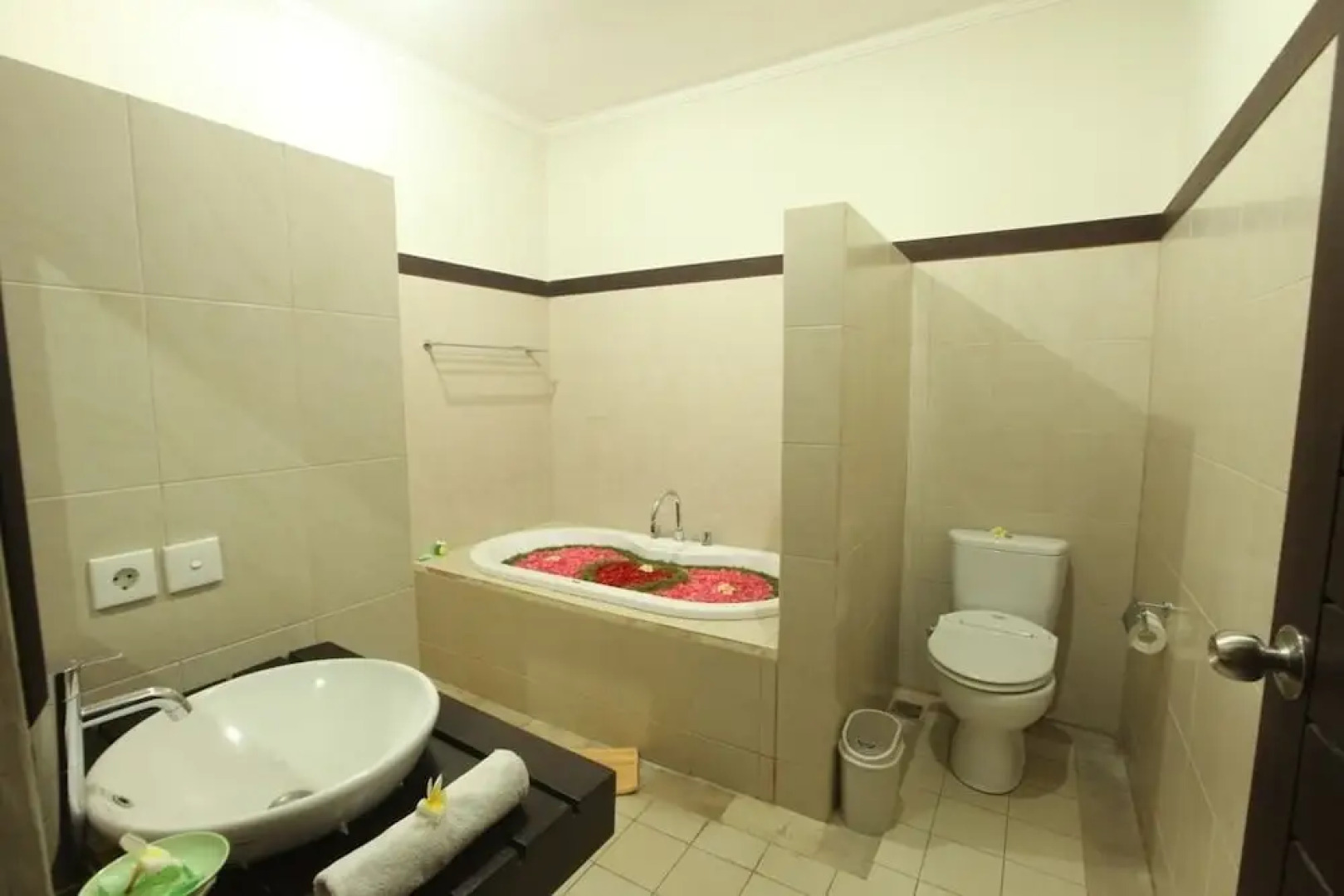 Nyoman Karsa Bungalow