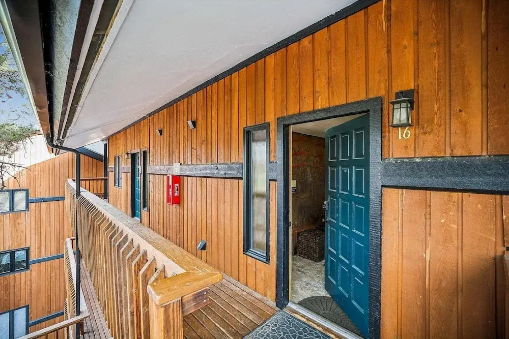 4 O'clock Lodge A16 1 Bedroom Condo by RedAwning