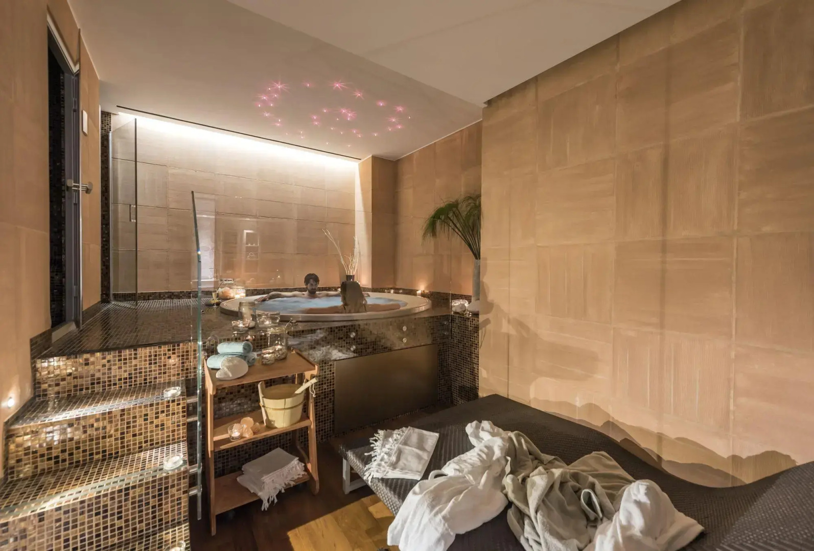 Taj Surajkund Resort & Spa, Delhi NCR