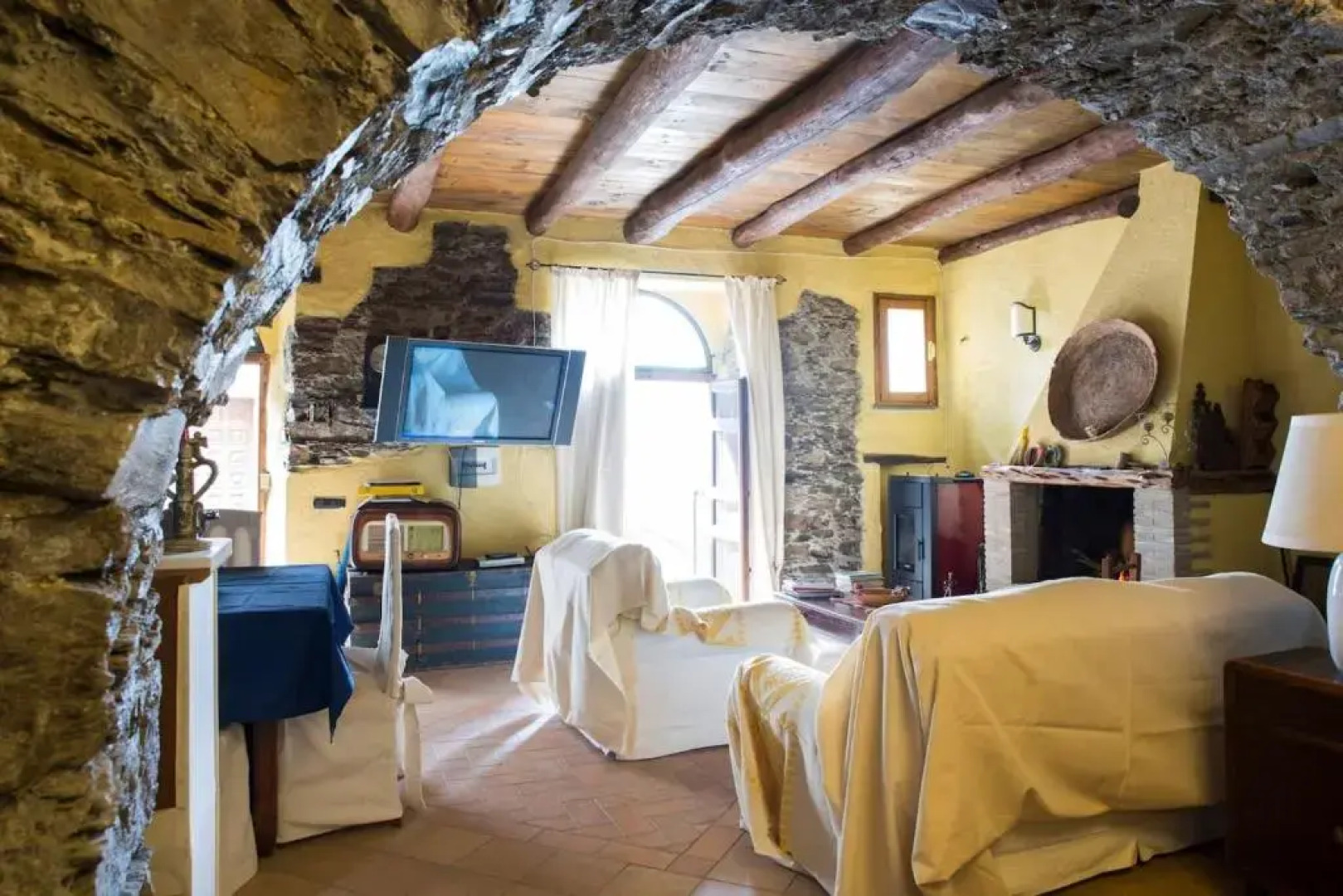 House With 2 Bedrooms in Seui, With Wonderful City View, Balcony and Wifi