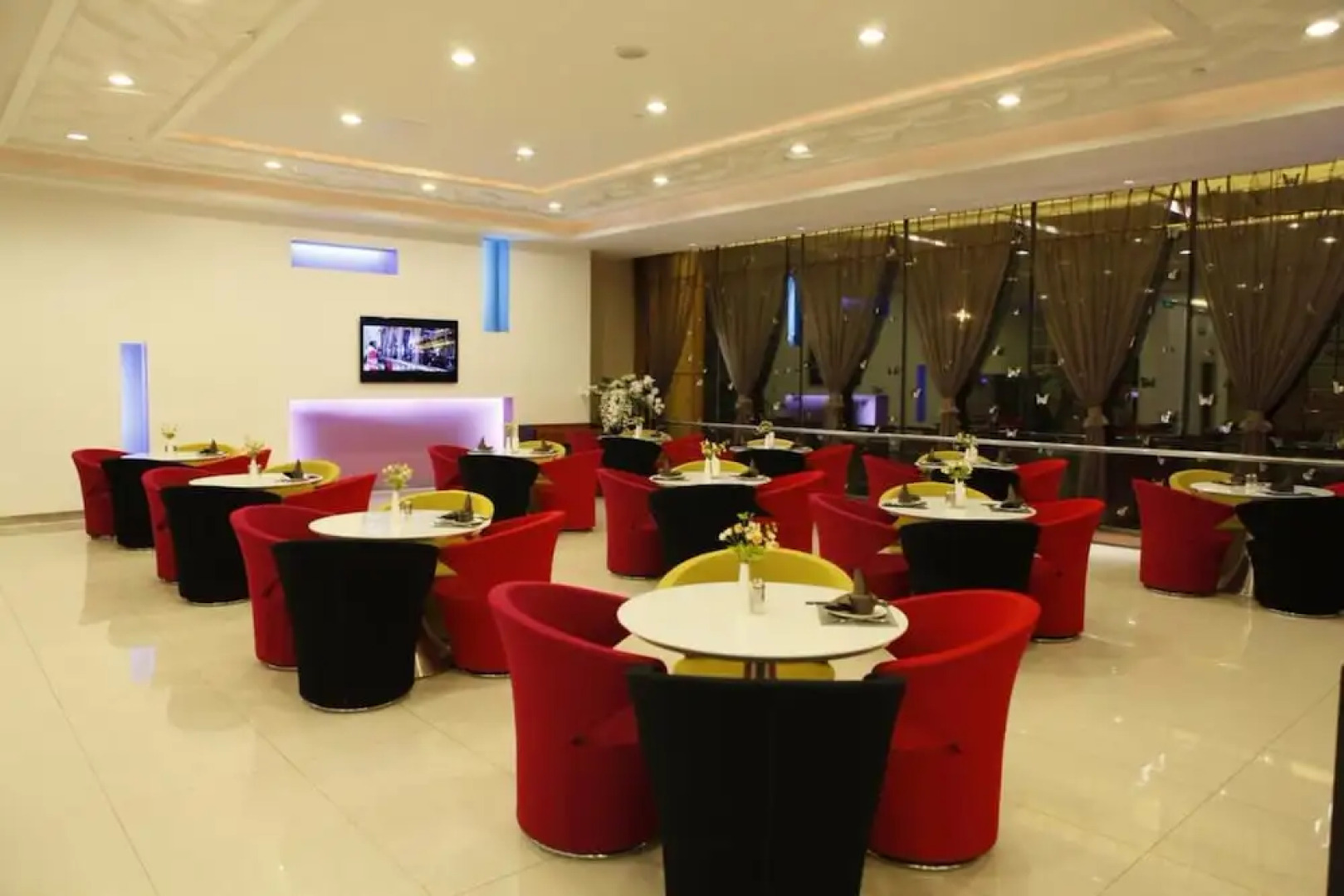 East Lake International Hotel