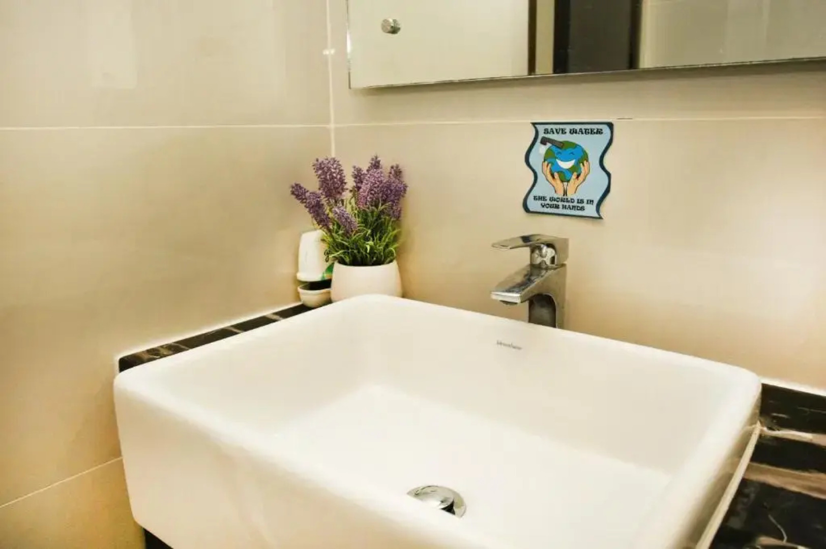 Country garden danga bay ,bay point