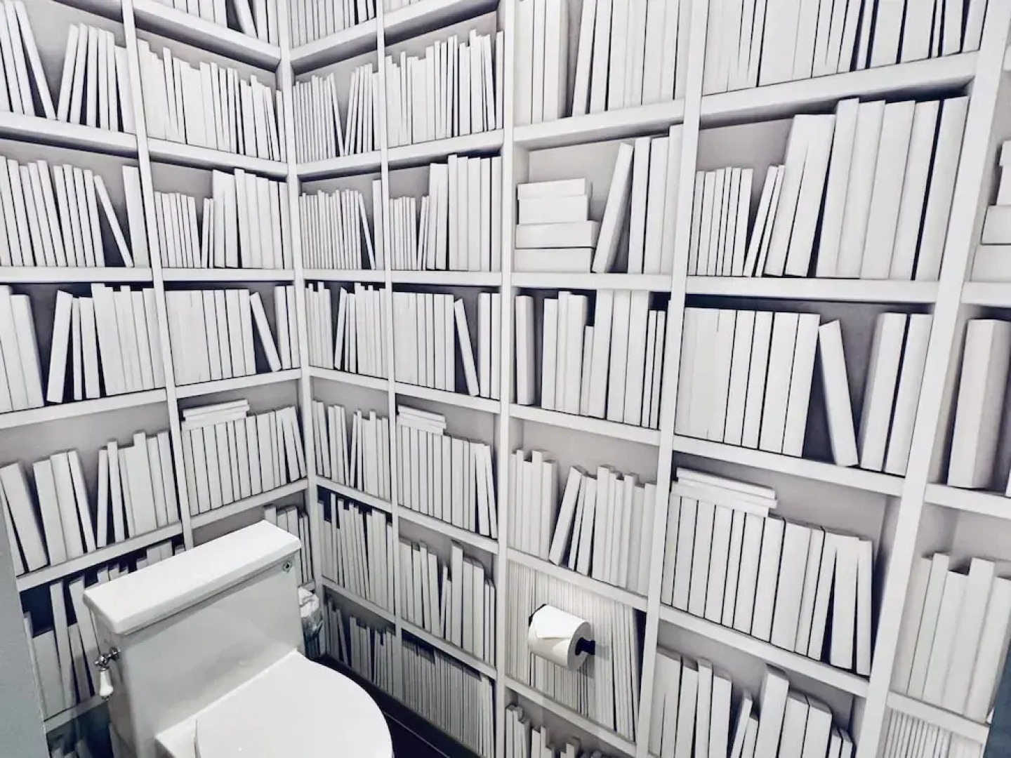 Chez Hotel Arlington Heights