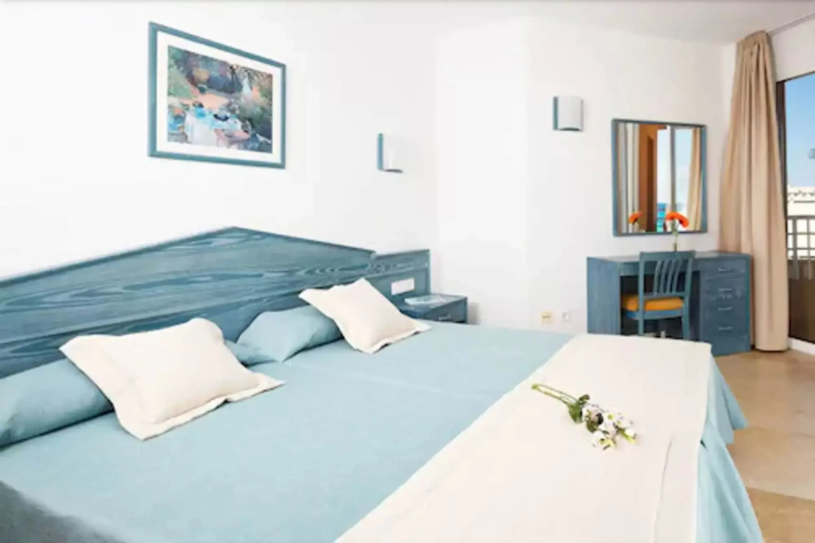 Dunes Platja Aparthotel