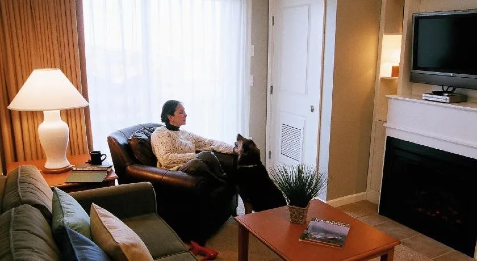 Rivertide Suites Hotel