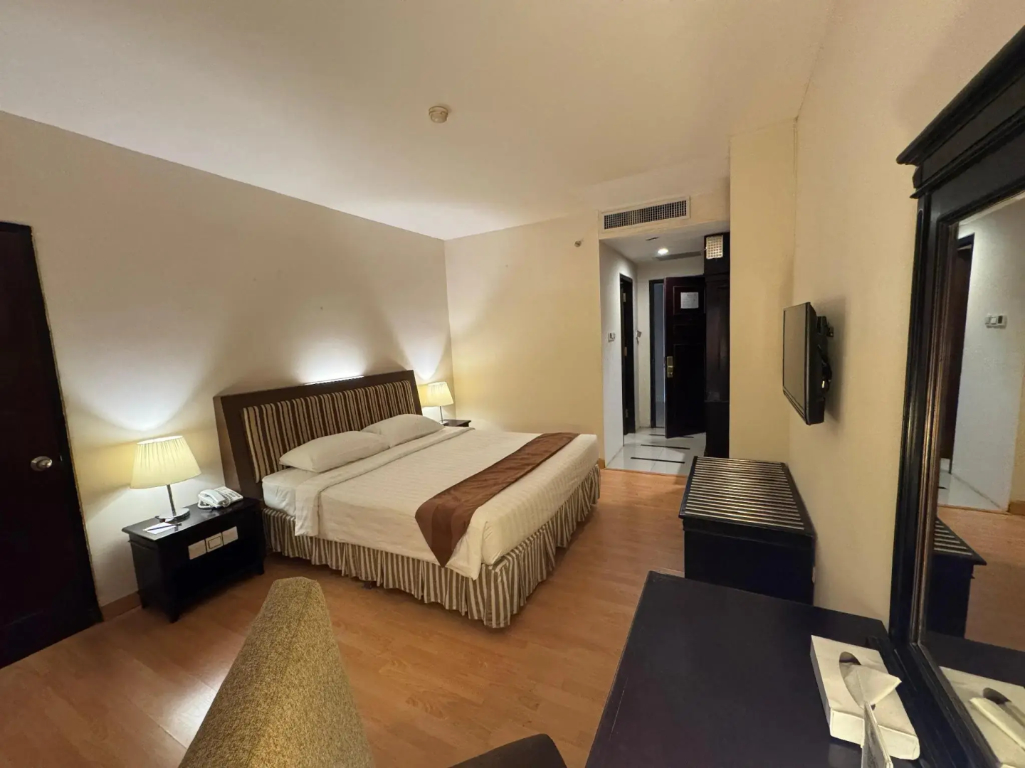 Rocky Plaza Hotel Padang