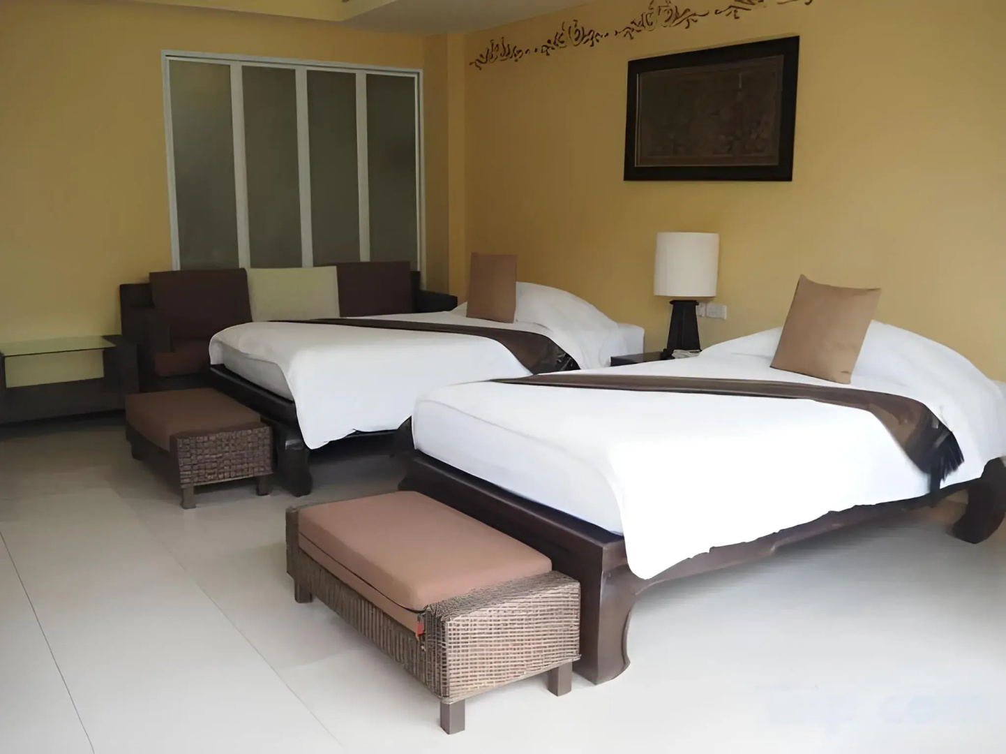 Villa Thongbura