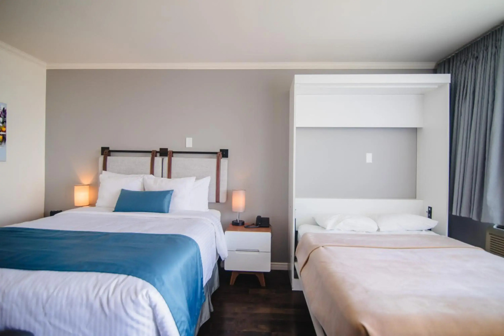 Riôtel Carleton-sur-Mer