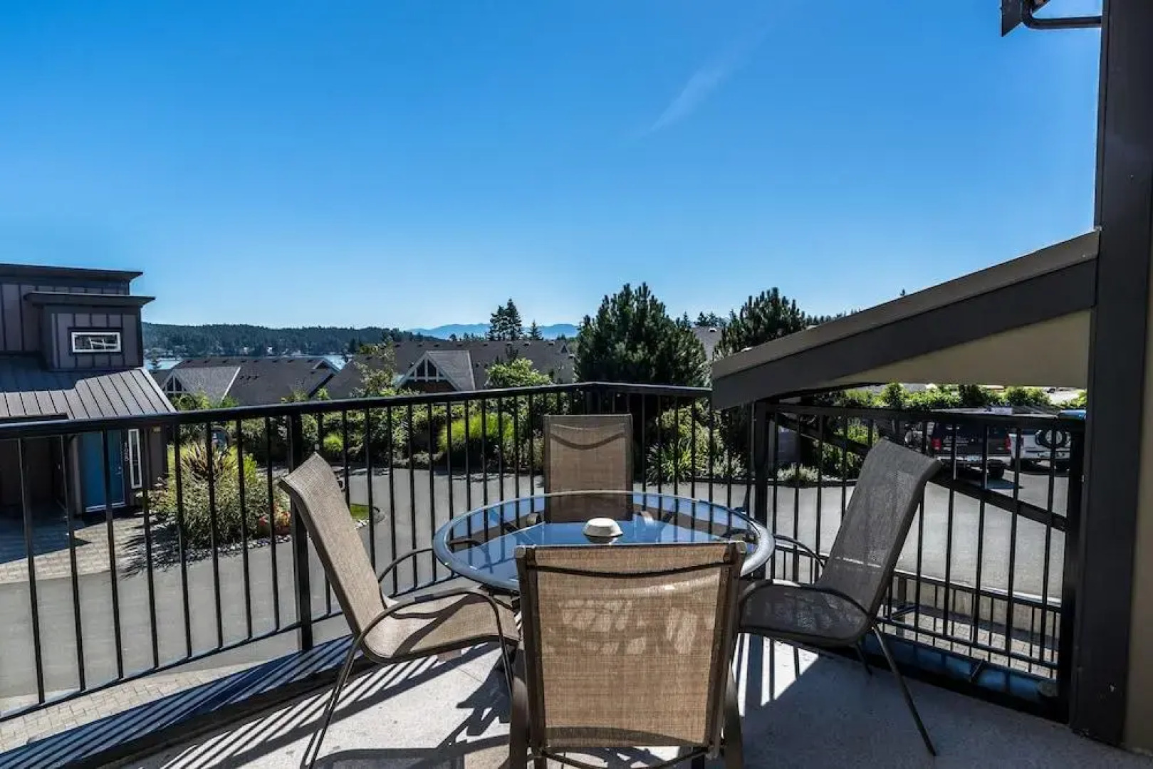 Sooke Harbour Resort and Marina