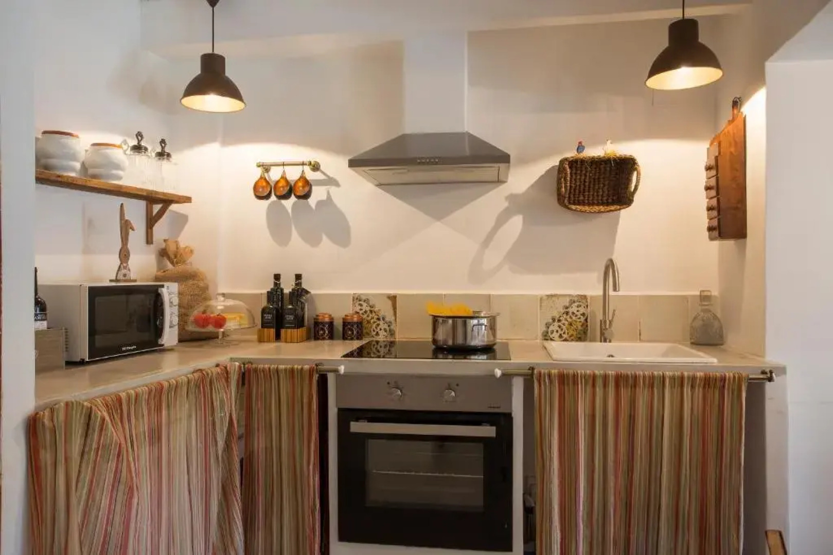 Casa de Pueblo "Casa Madeli"