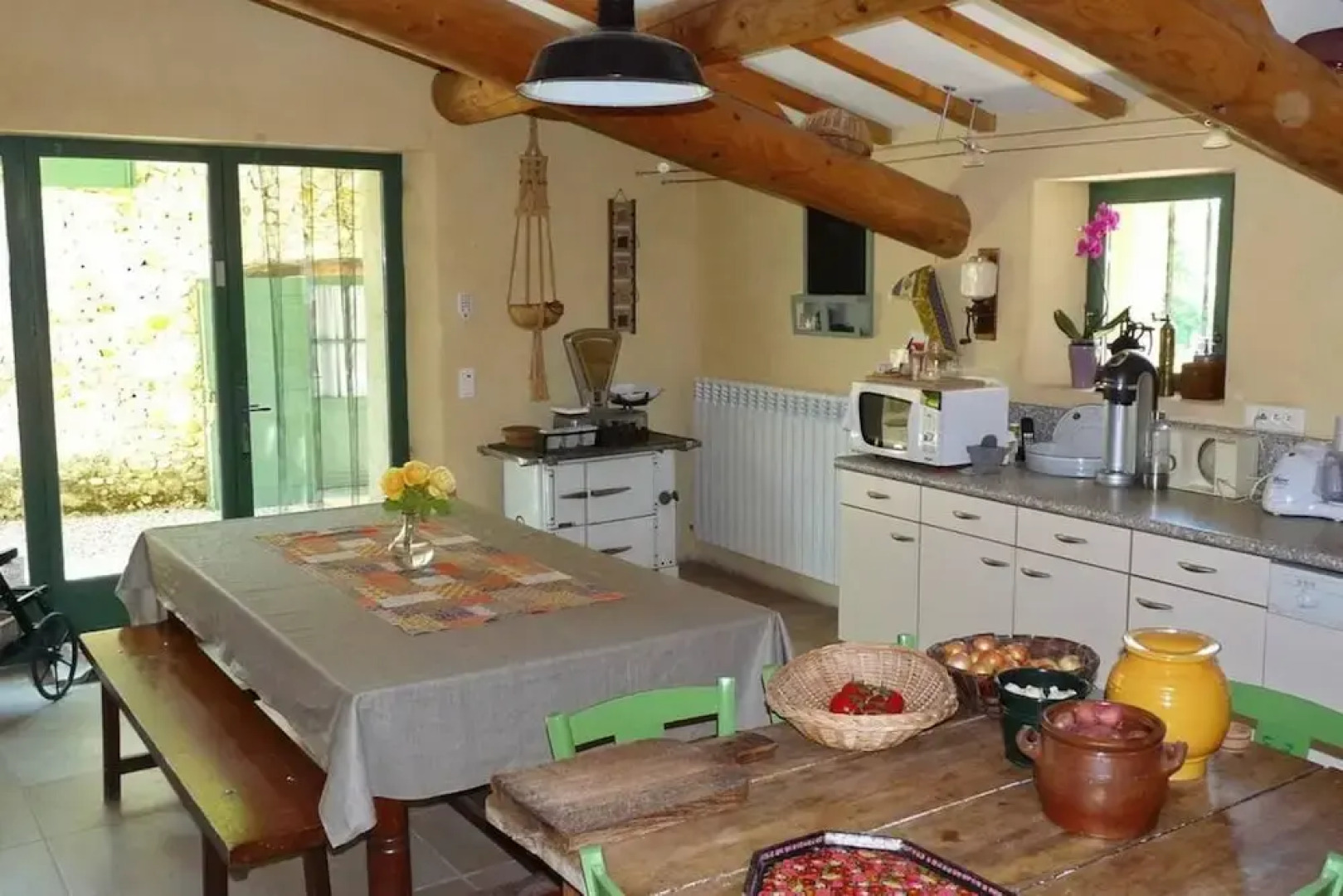 House With 6 Bedrooms in Villedieu, With Private Pool, Furnished Garde