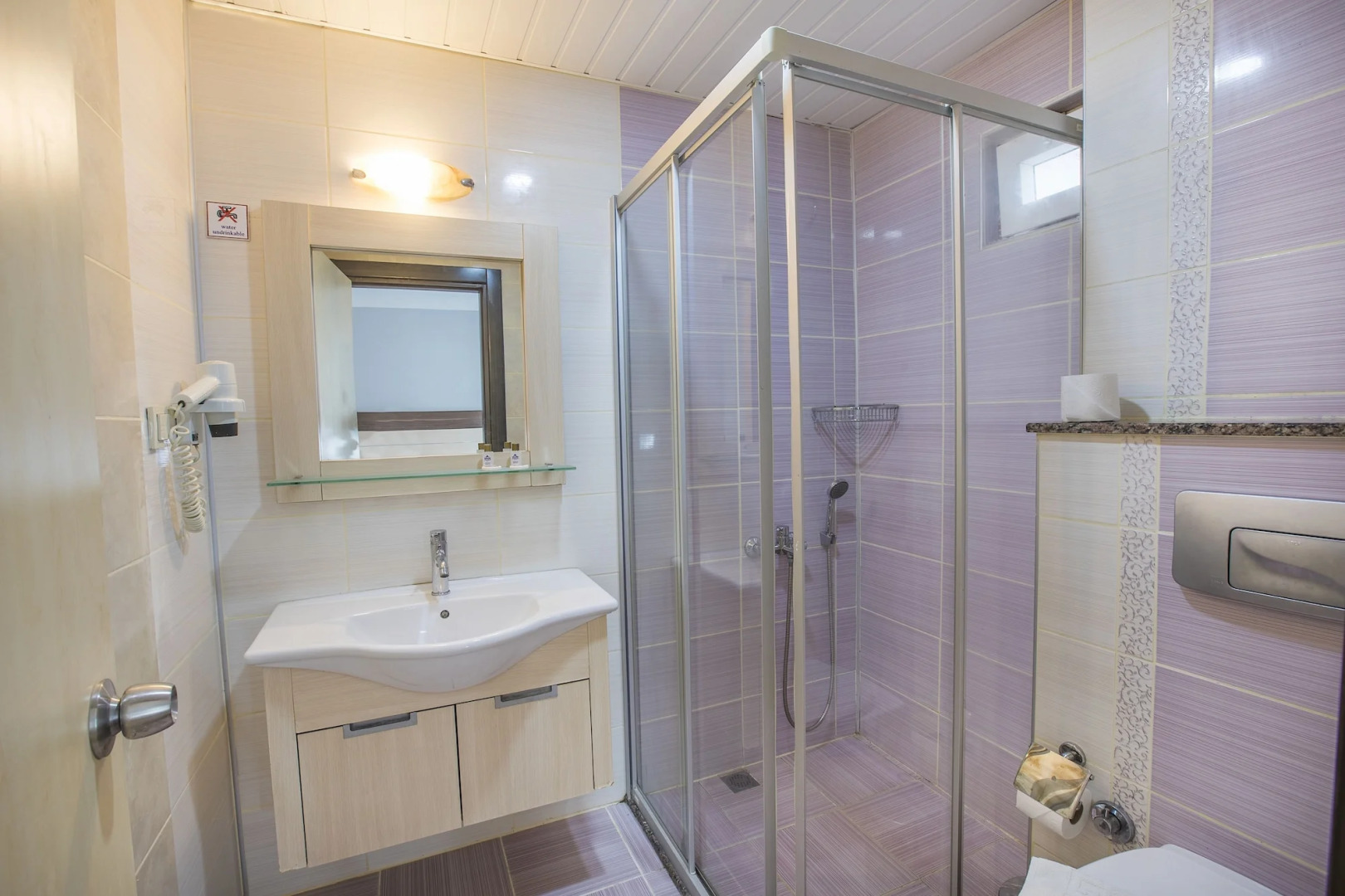 Hawaii Suite Beach Hotel