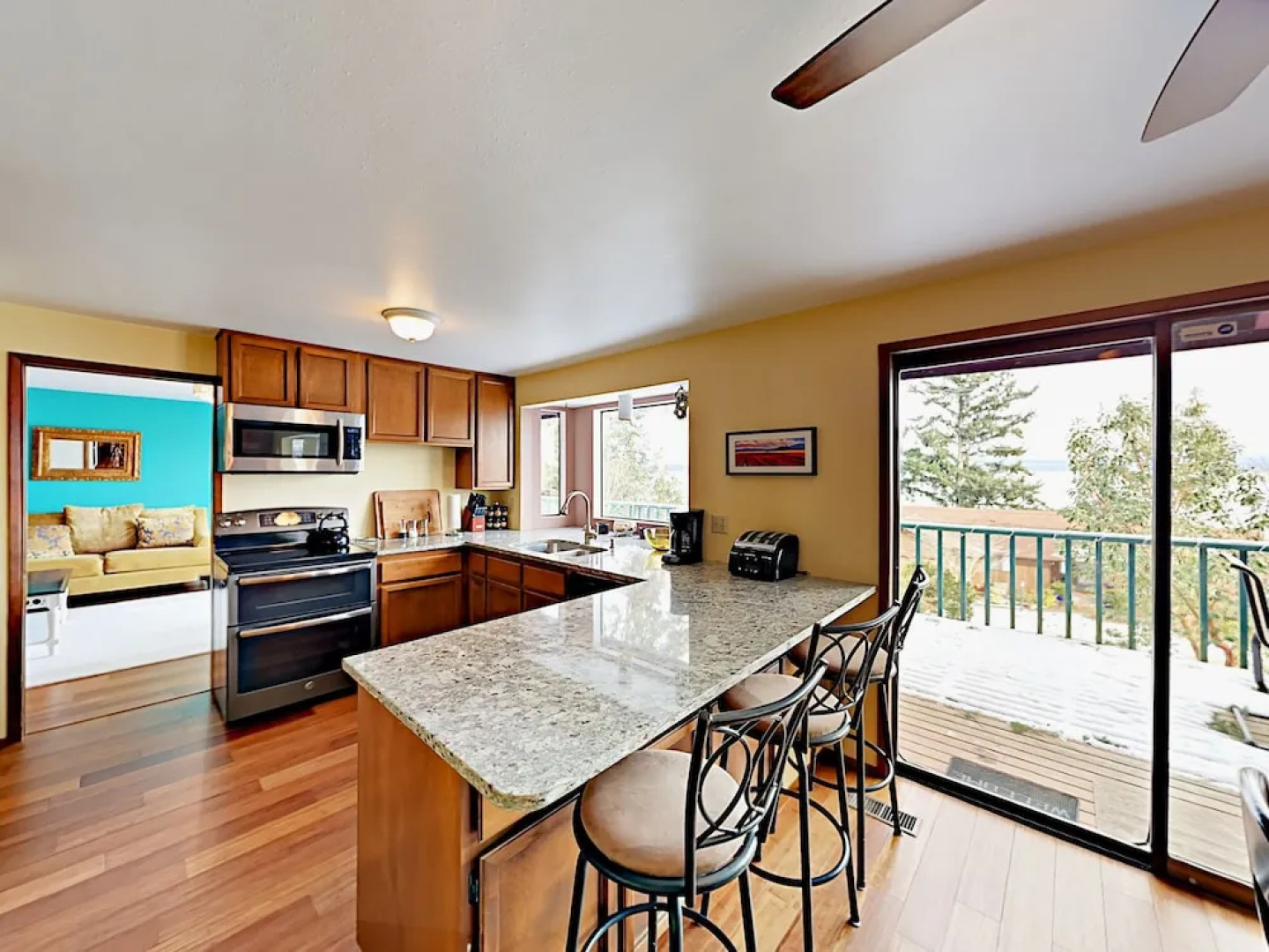 Puget Sound Views with Private Beach by RedAwning