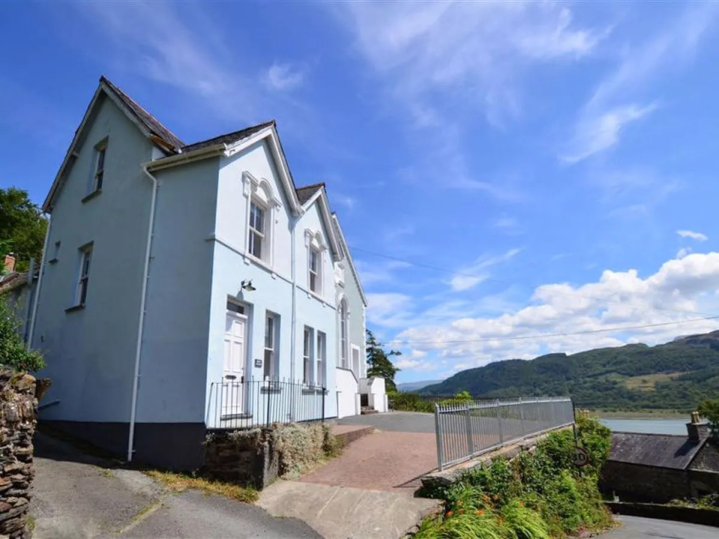 House Bontddu Vielsalm