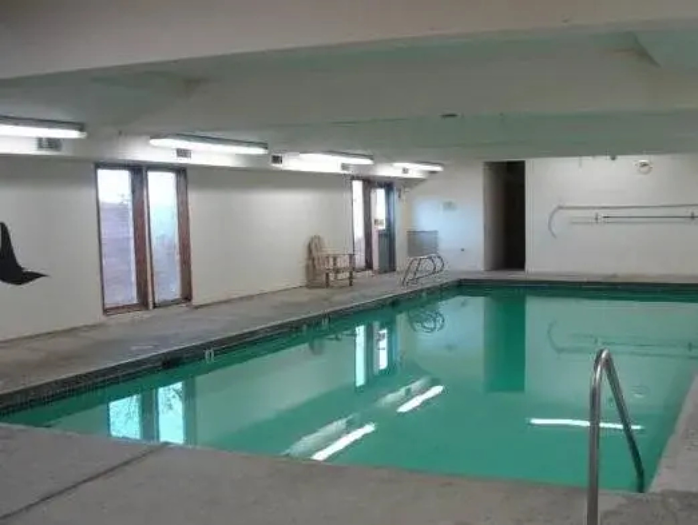 The Dublin House Motel