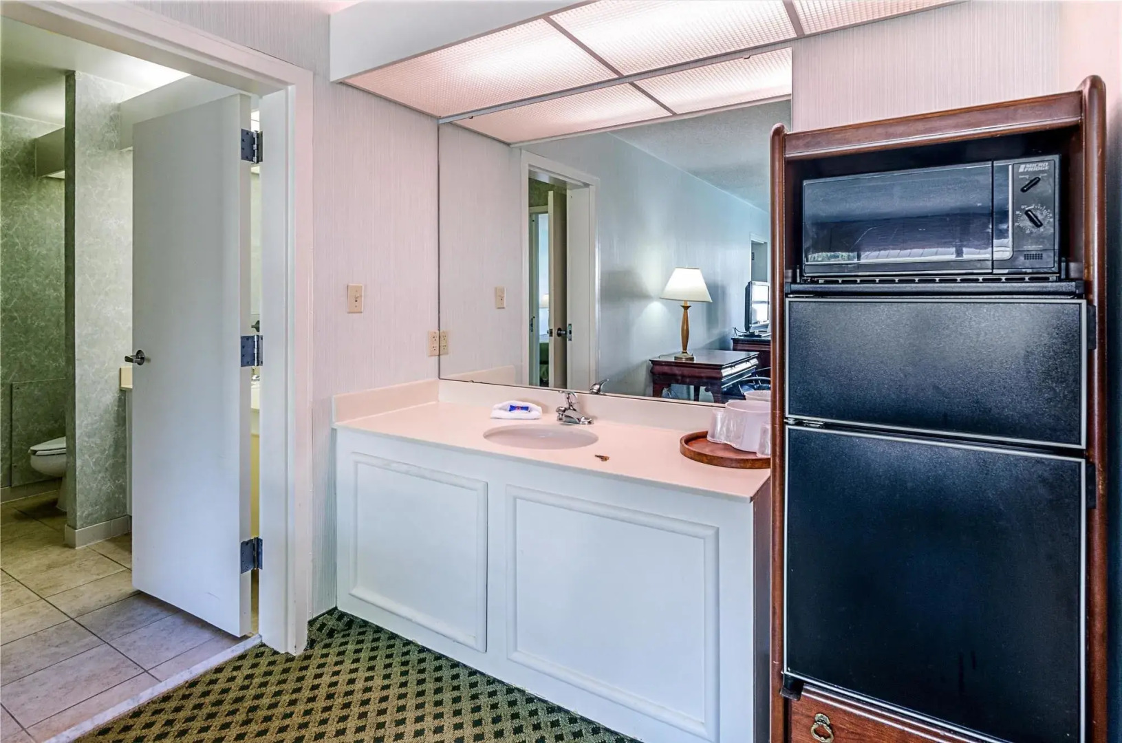 Travelodge by Wyndham Roanoke