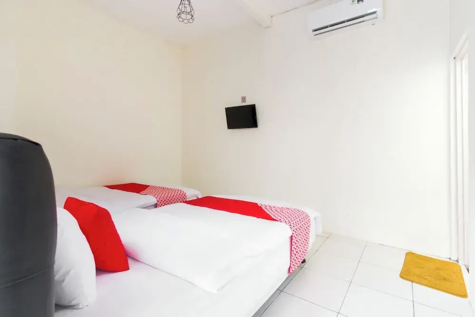 House Of Mahira Syariah Mitra by RedDoorz