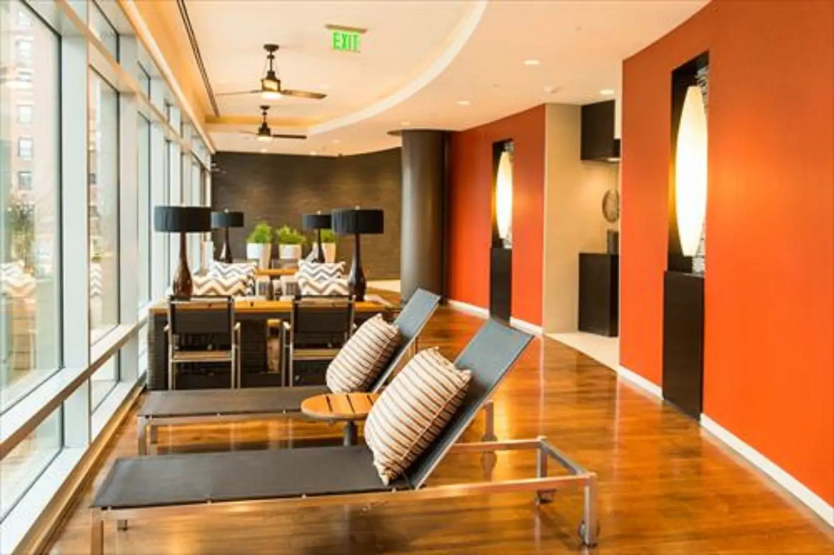 Global Luxury Suites at China Town