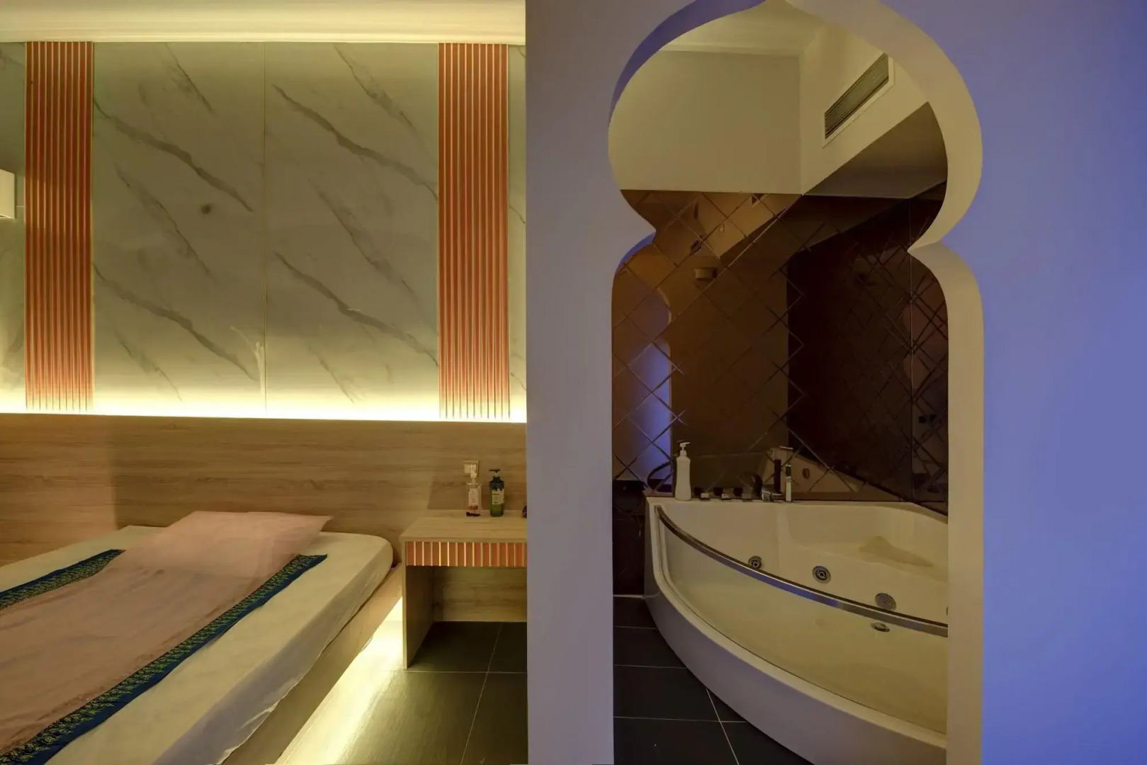 Отель Wescott Hotel