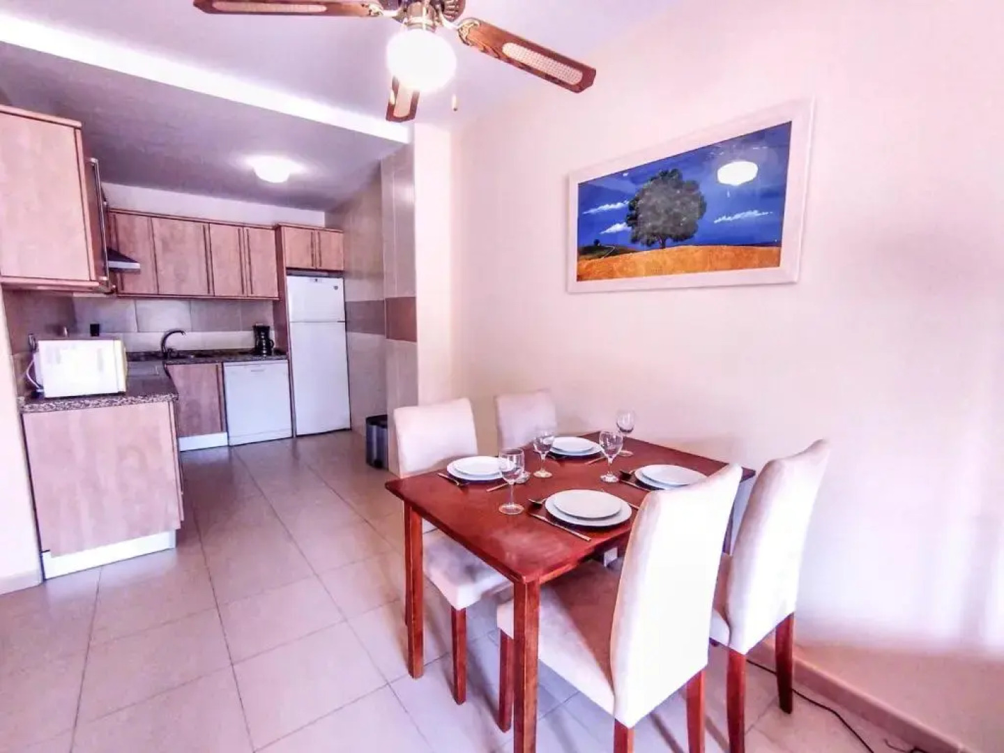 Charming 3 Bed Beach Apartment in Punta del Moral