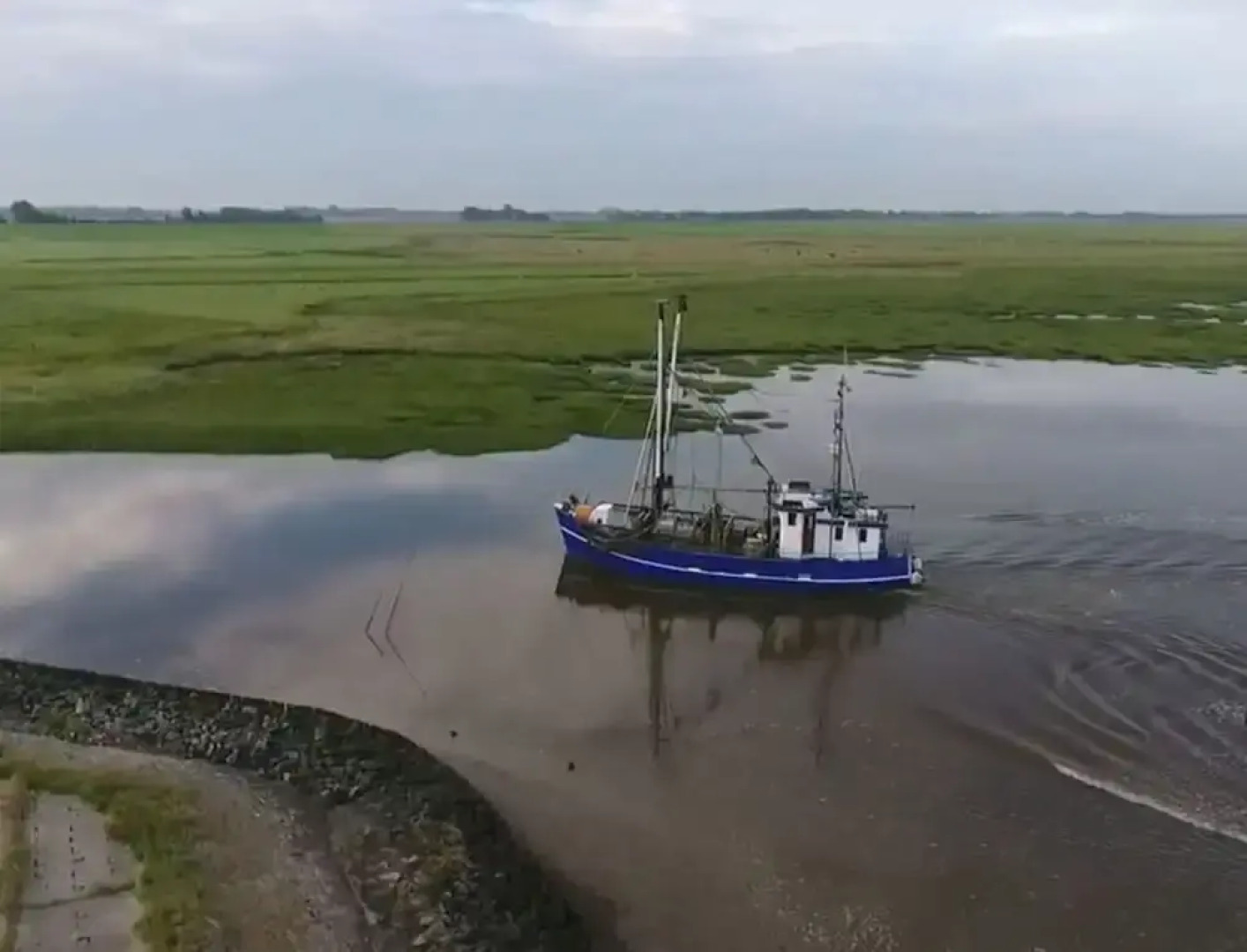 Sun, Mudflats and sea