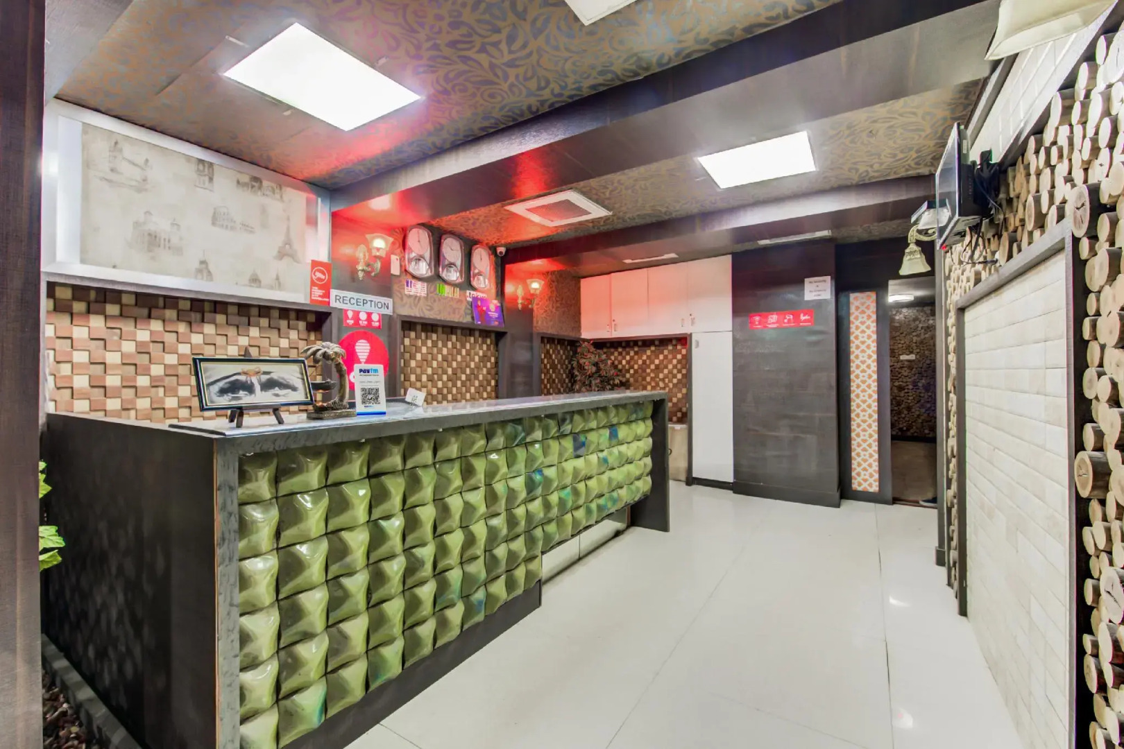 Vaccinated Staff- OYO 4312 Hotel Park Street