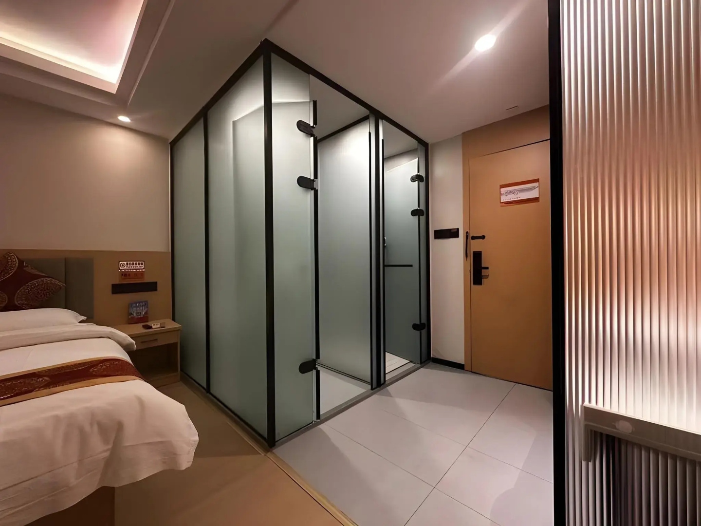 GreenTree Alliance Tacheng Wenqin Road Left Bank Of Sunshine Hotel