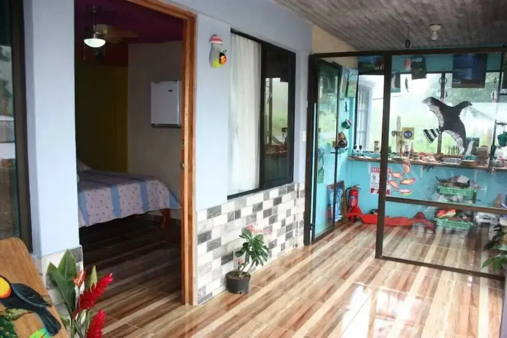 Cabinas Cascada Rio Celeste