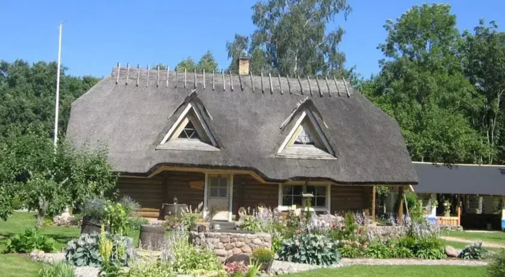 Peetri Holiday Home