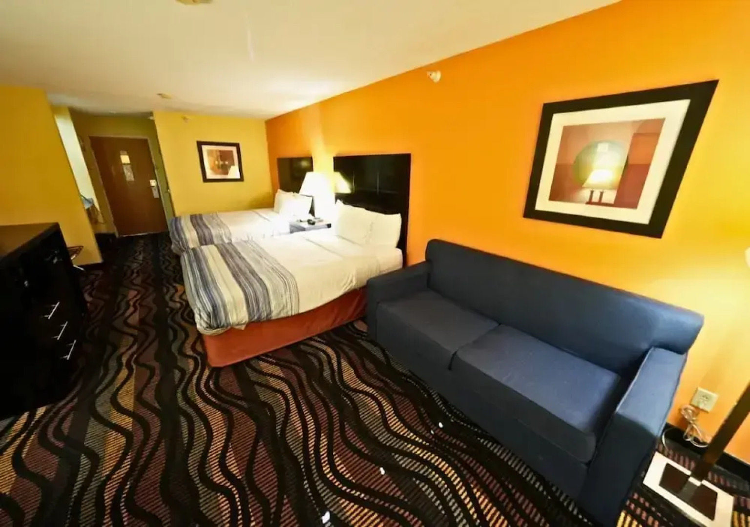Rock Island Inn & Suites Streator IL