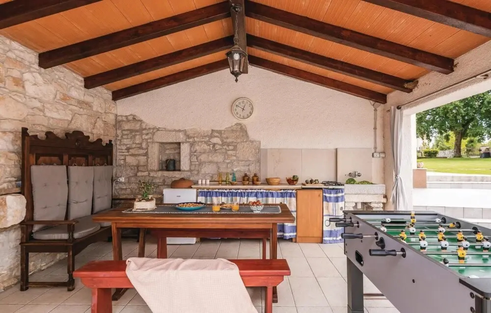 Nice Home in Hrboki With Wifi and 3 Bedrooms