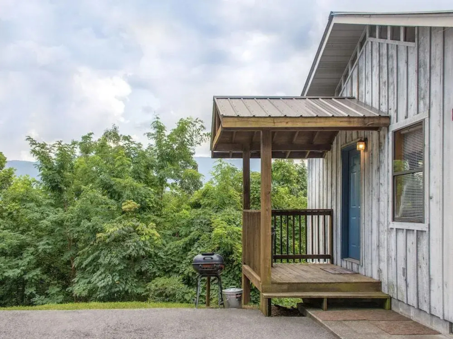 Leconte View 1 by Jackson Mountain Homes