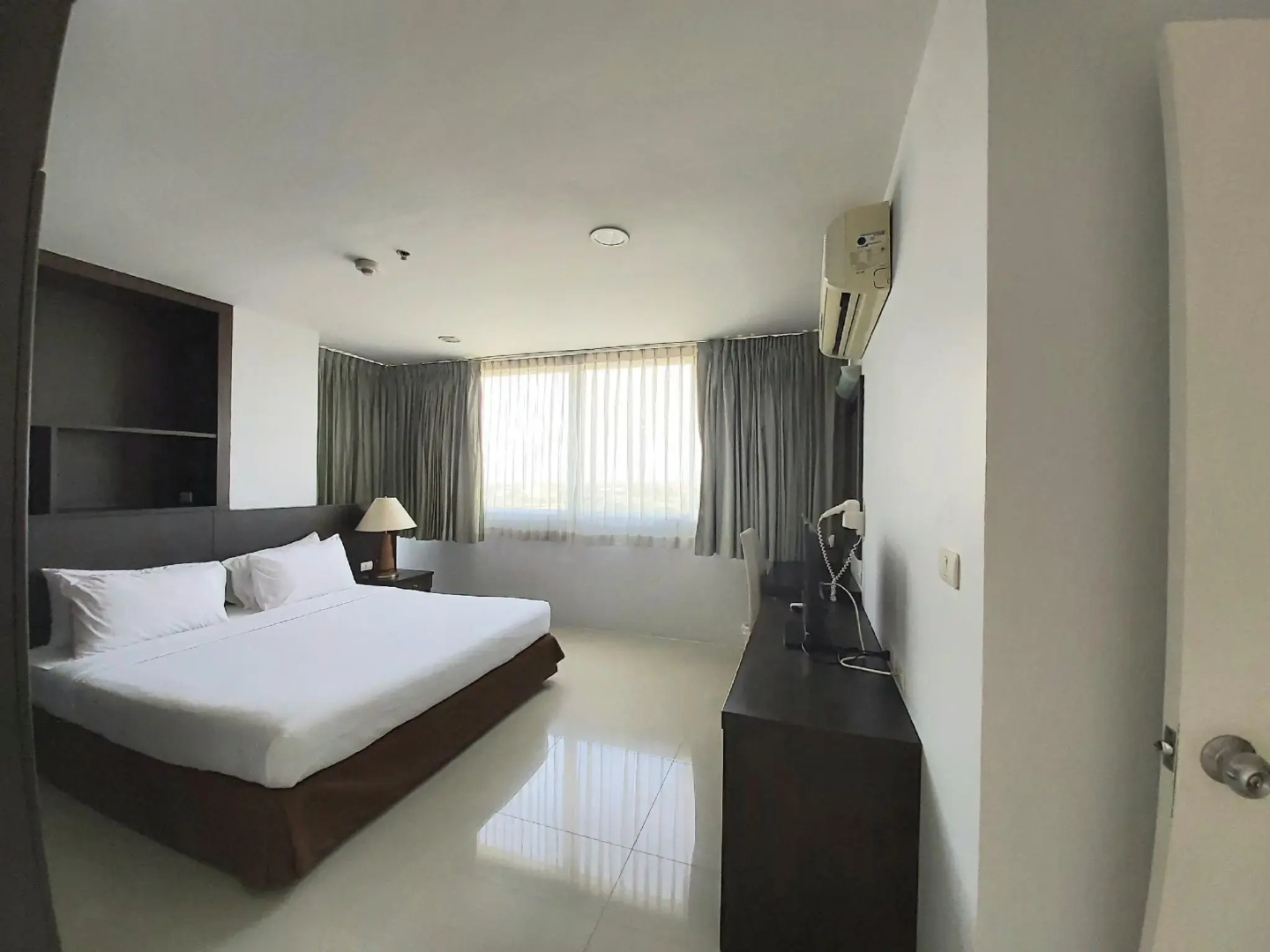 Ampo Residence