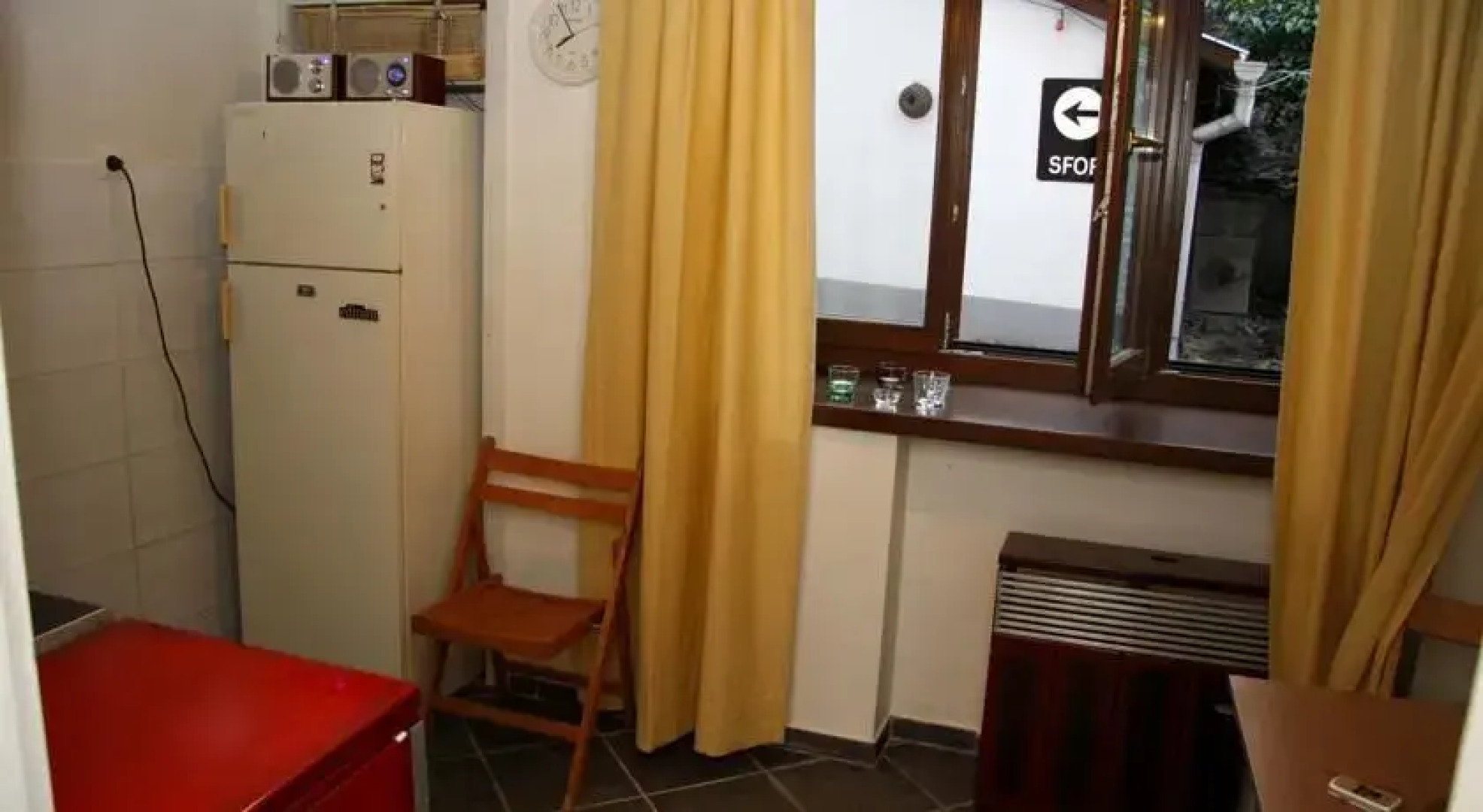 Green Garden Apartment