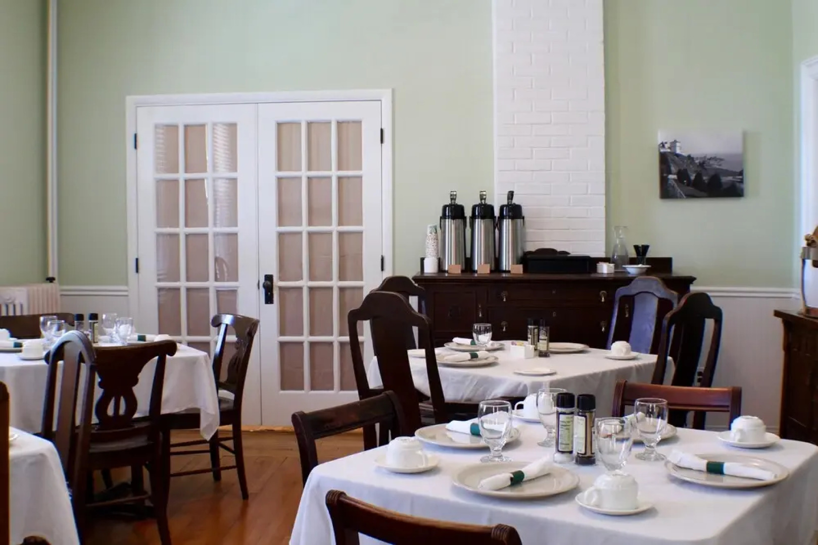 Pine Cottage Bed & Breakfast