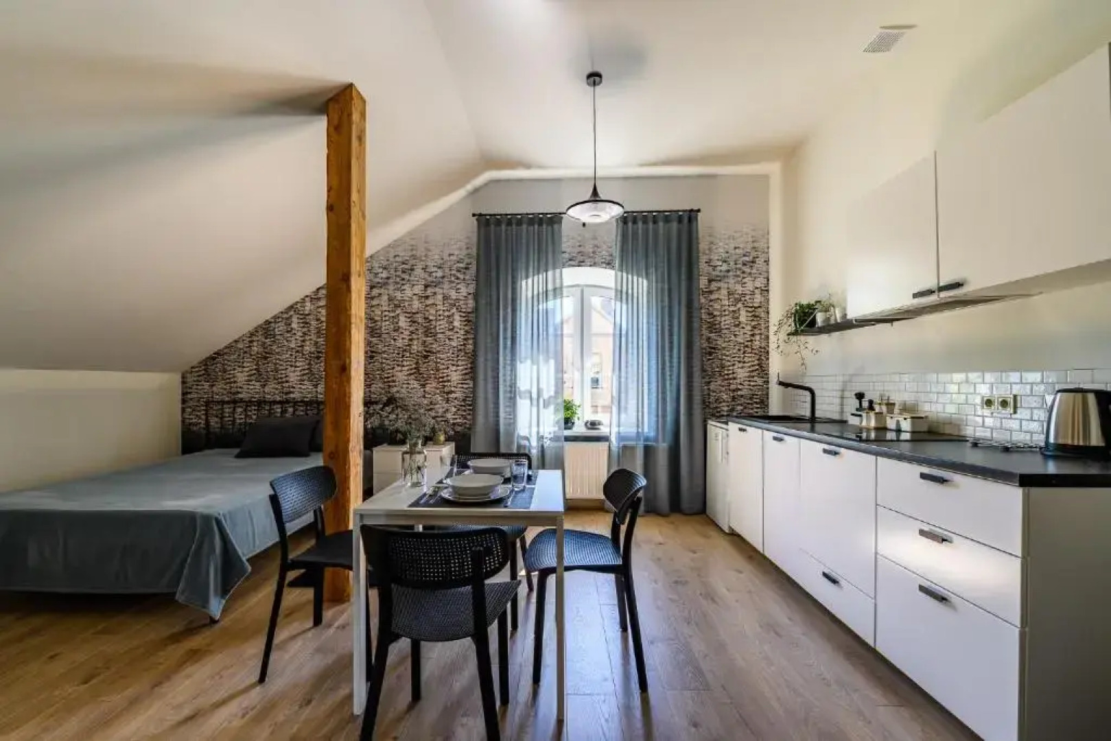 Modern studio - 10min walk to the sea