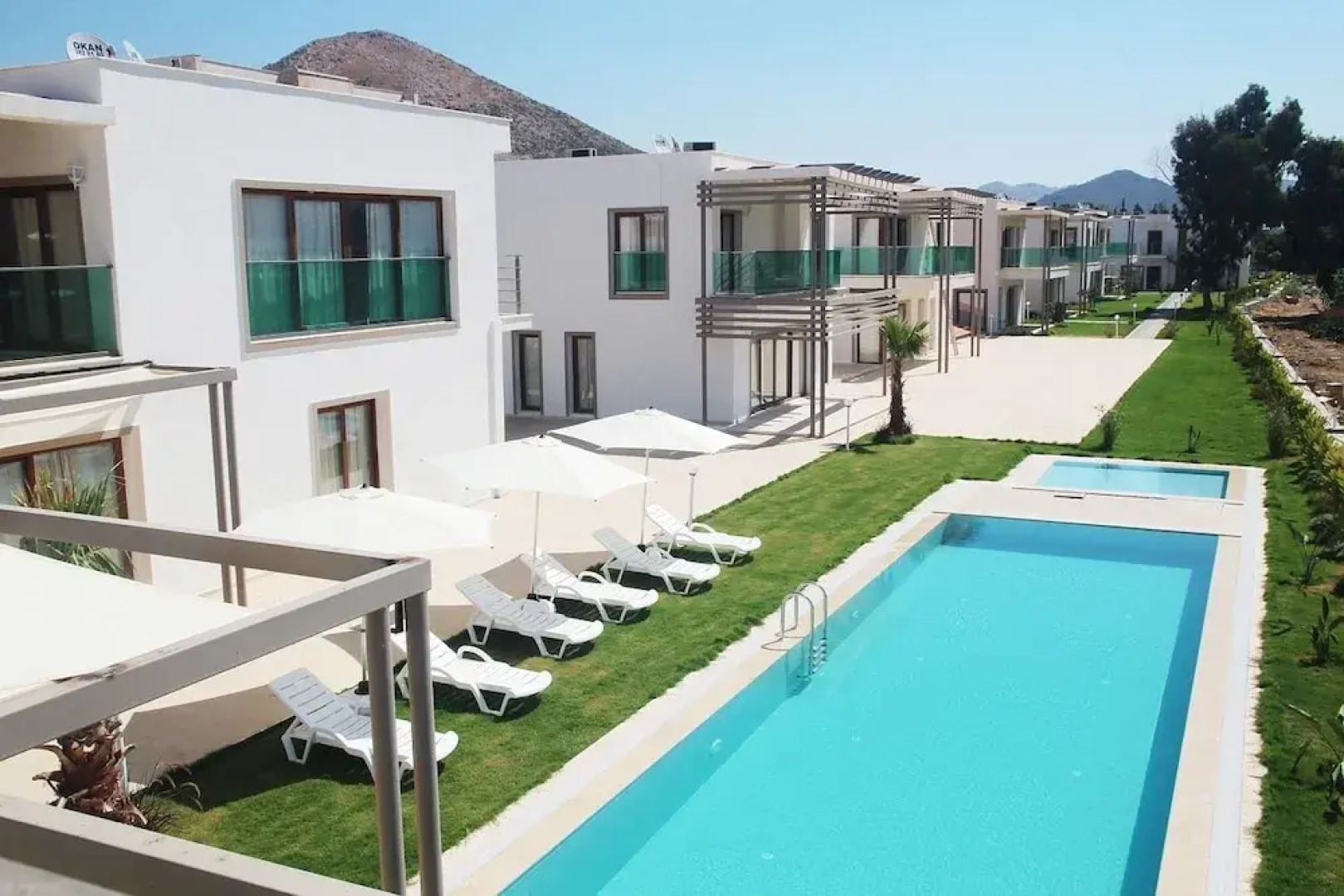 Aegean Pearl Suites