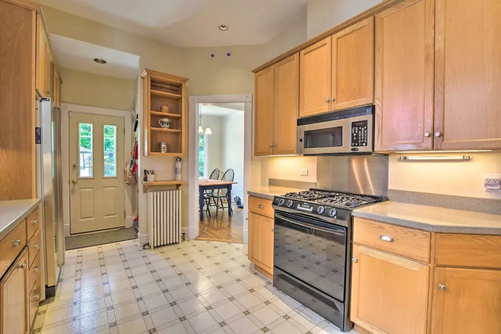 Classic Oak Park Home, 11 Mi to Downtown Chicago!