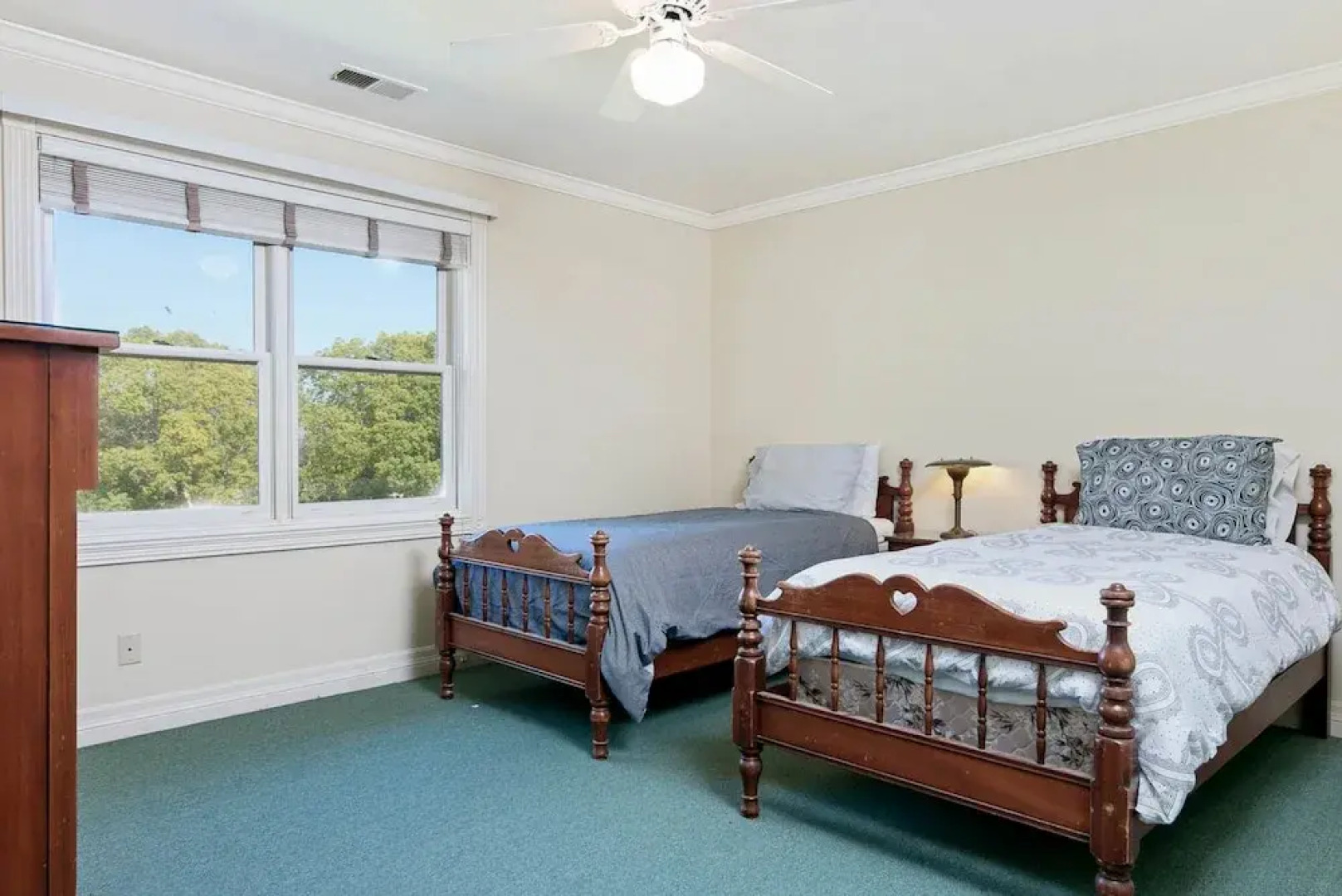 1 South Atmore Rd Home 5 Bedrooms 4.5 Bathrooms Home