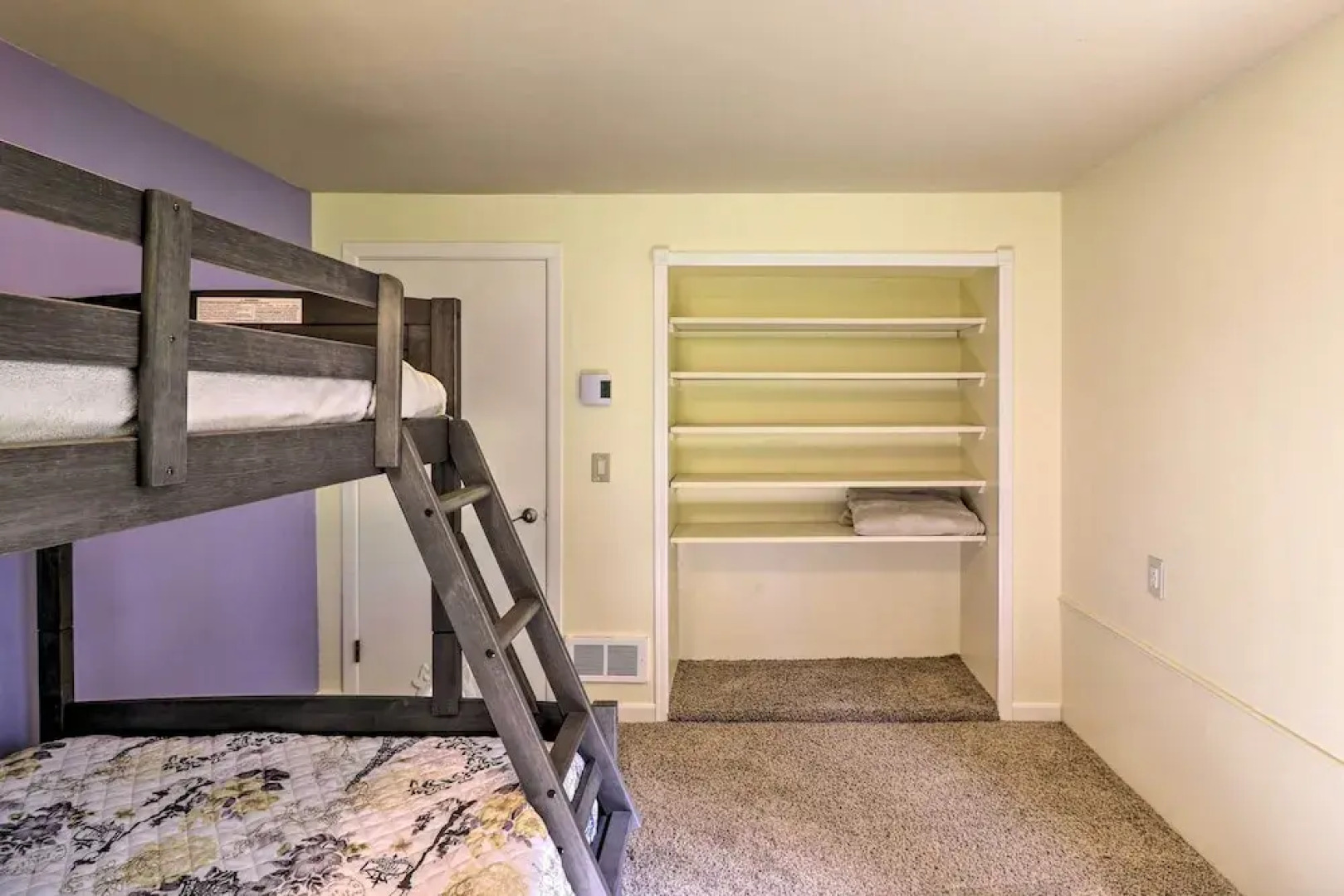 Columbia Falls Home: 14 Mi to Glacier Natl Park!